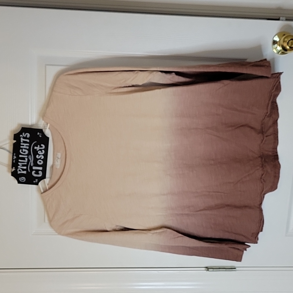 Easel Small Long Sleeve T-Shirt Ombre Gradient Peach Brown